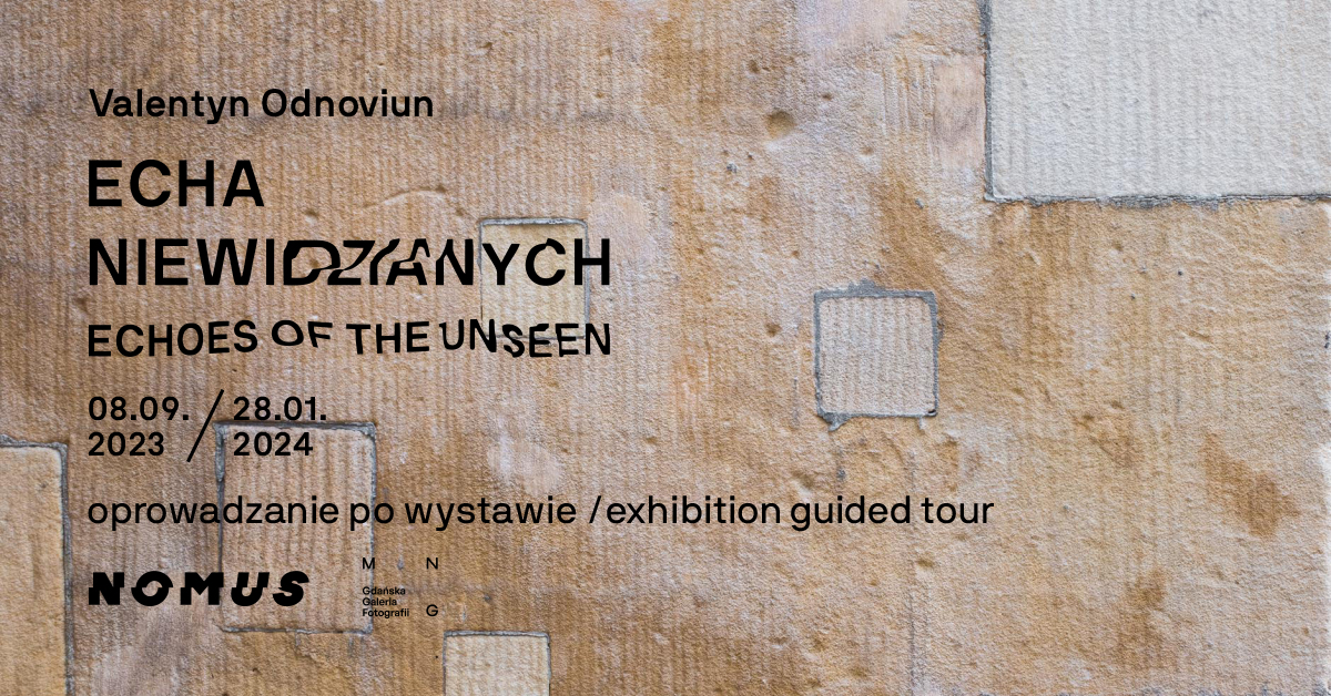 Baner promujący oprowadzanie po wystawie